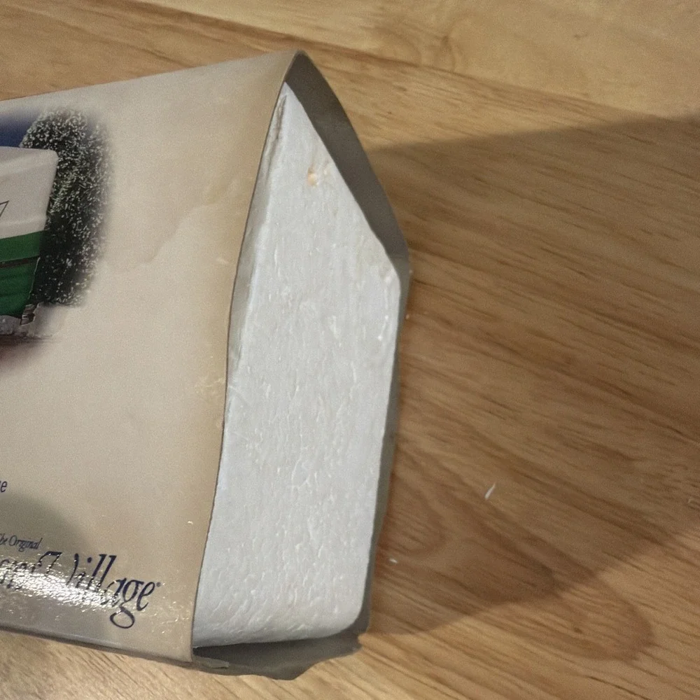 Vtg '02 Dept 56 Snow Village Accessory ~ Krispy Kreme Doughnut Deliveries #55165